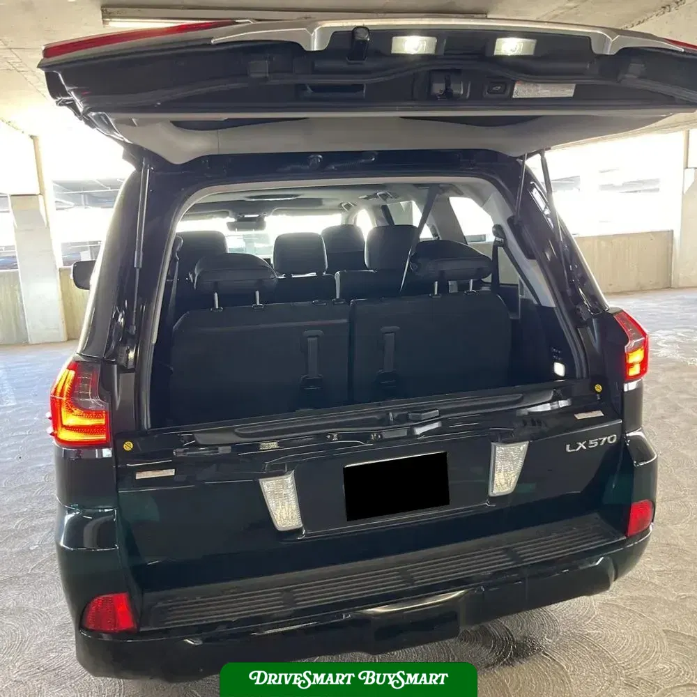 2017 Lexus LX 570 Base