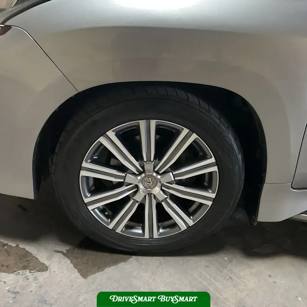 2018 Lexus LX 570 Two-Row