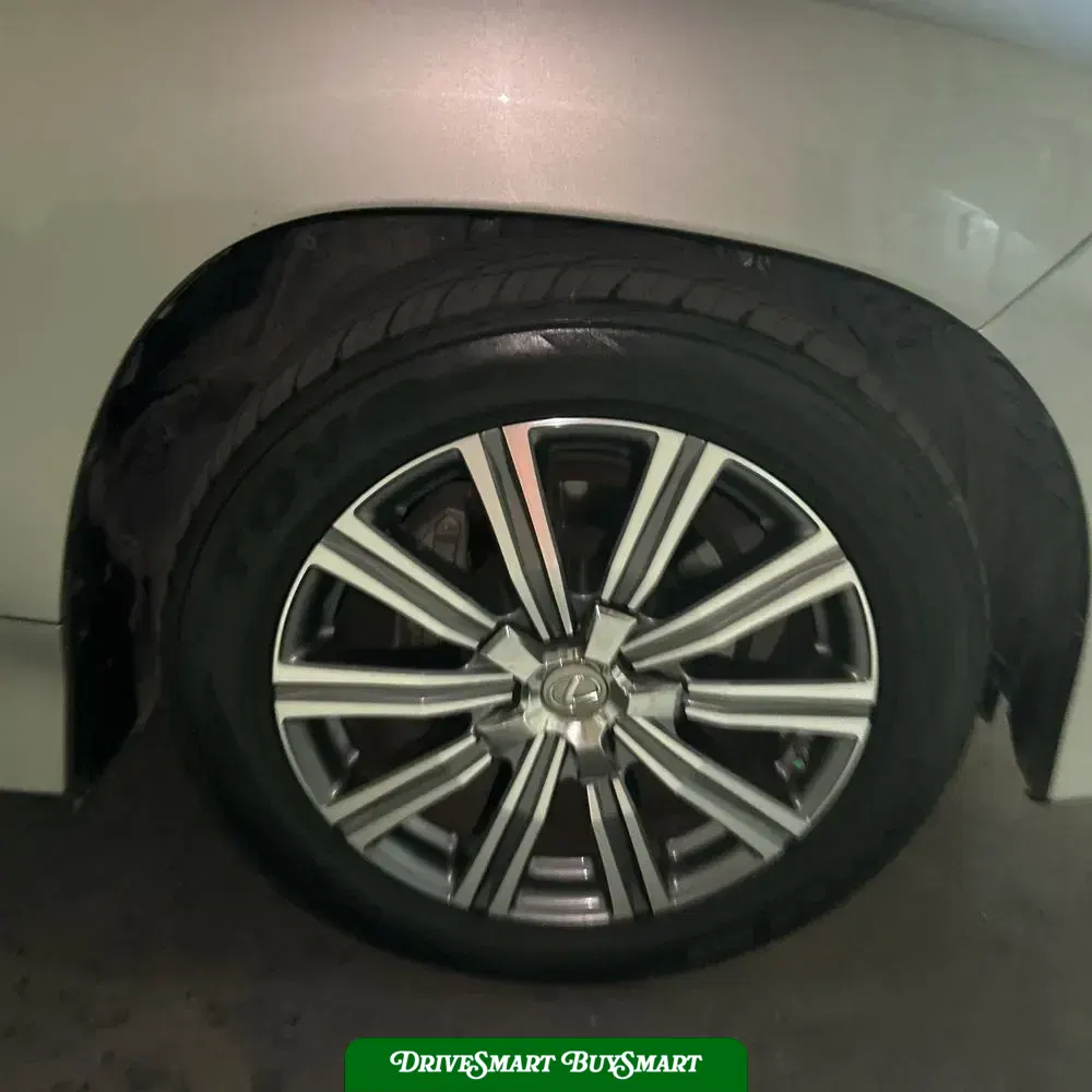 2018 Lexus LX 570 Two-Row