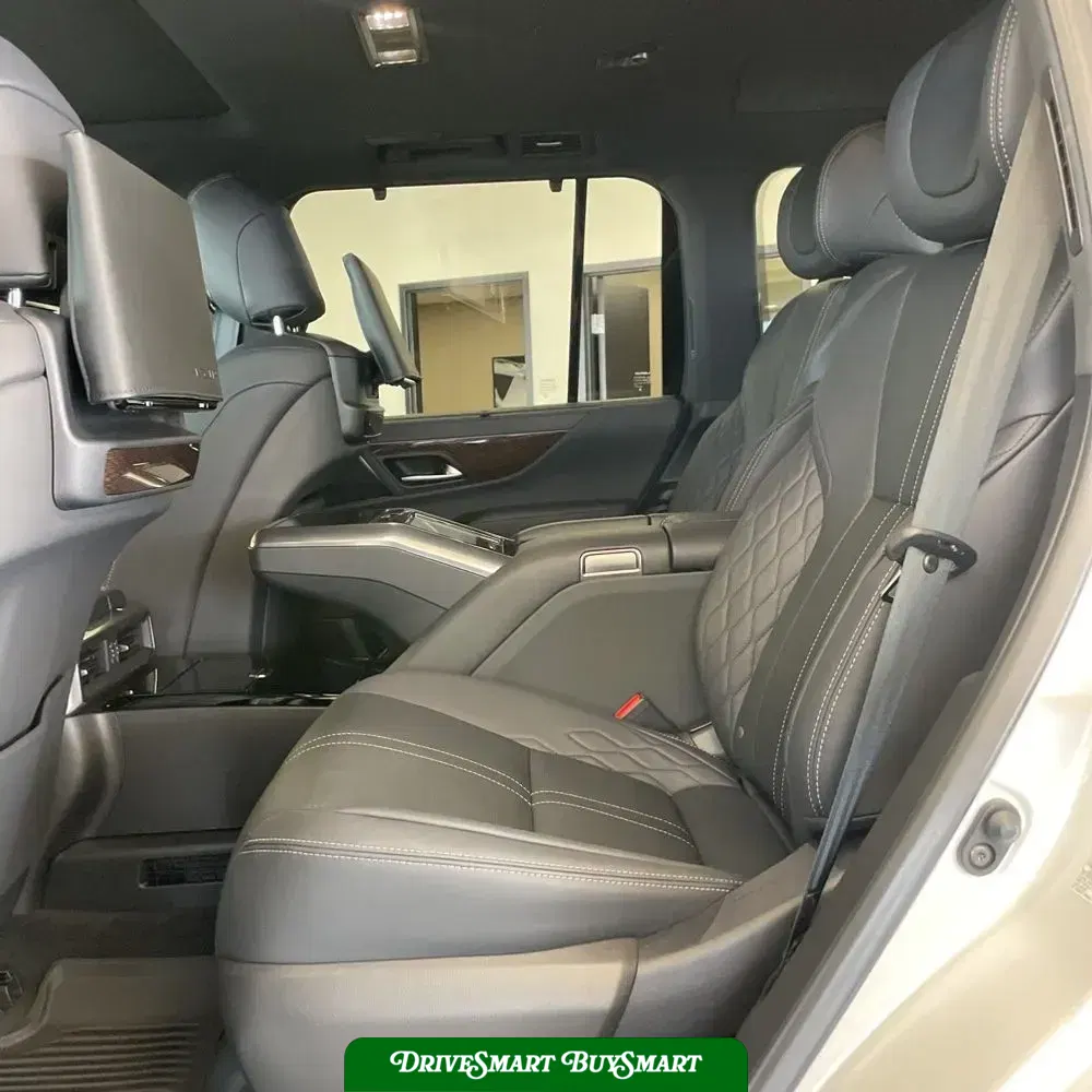 2023 Lexus LX 600 Ultra Luxury