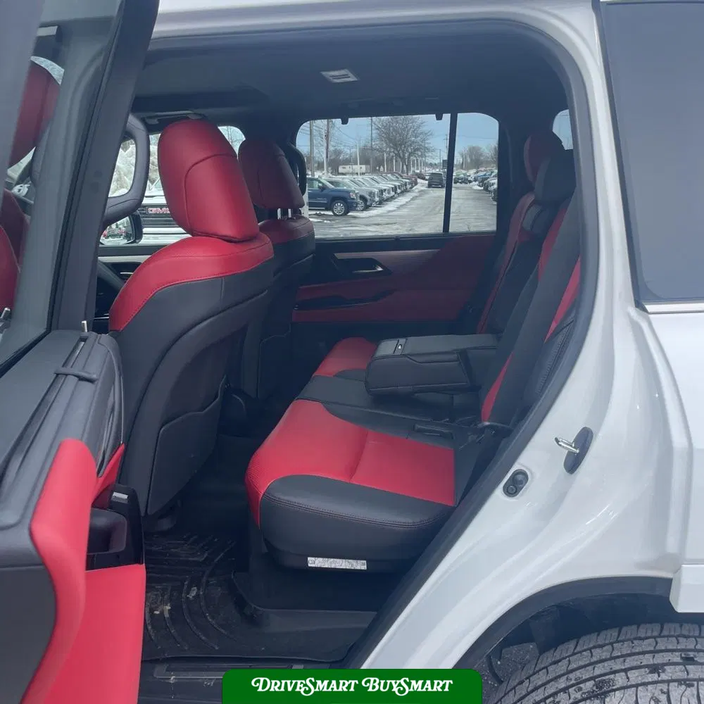2024 Lexus LX 600 F SPORT Handling