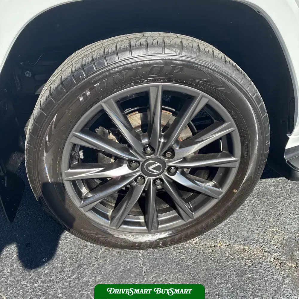 2024 Lexus LX 600 F SPORT Handling