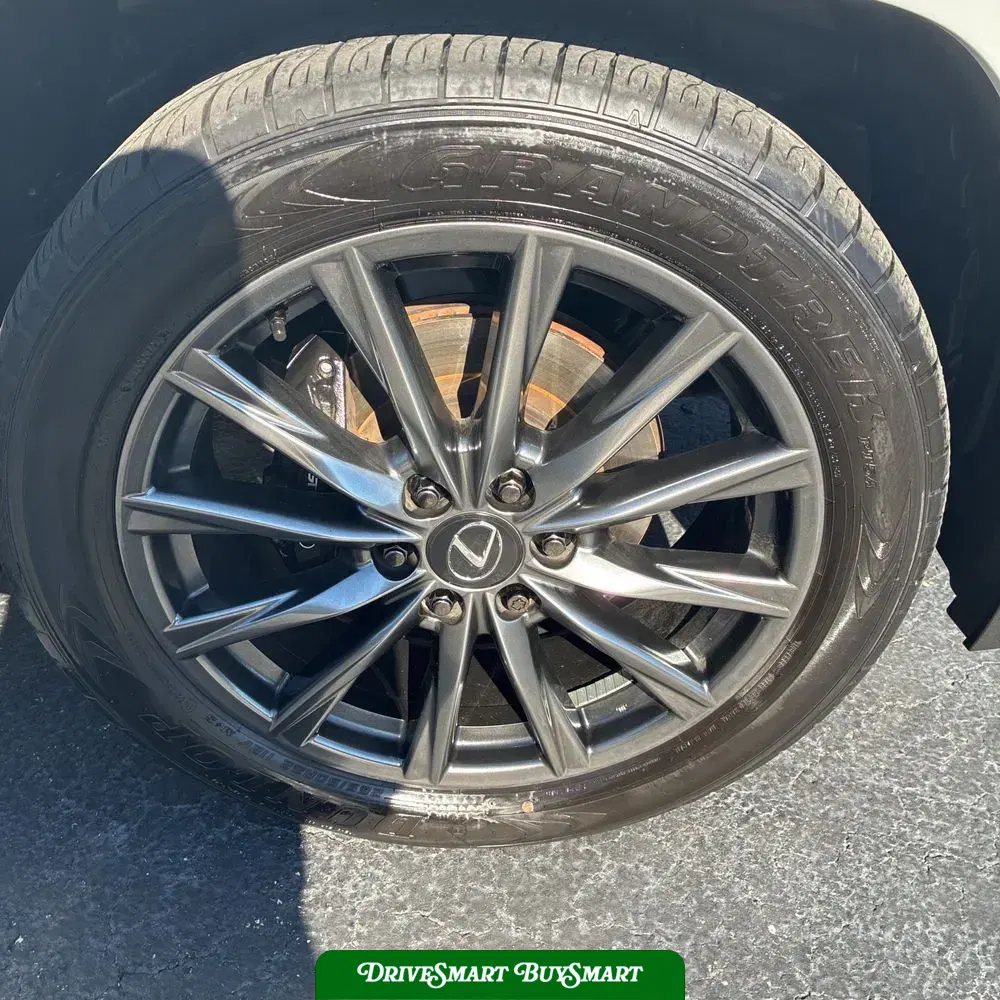 2024 Lexus LX 600 F SPORT Handling