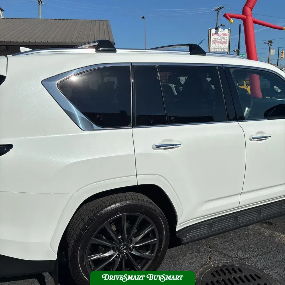 2024 Lexus LX 600 F SPORT Handling