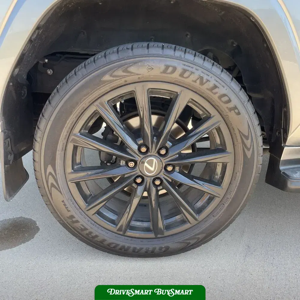 2024 Lexus LX 600 F SPORT Handling