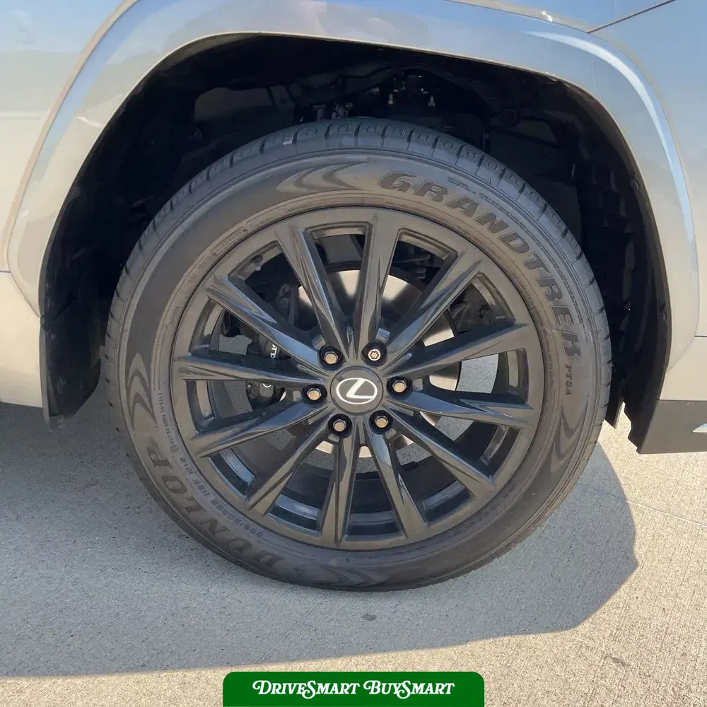 2024 Lexus LX 600 F SPORT Handling