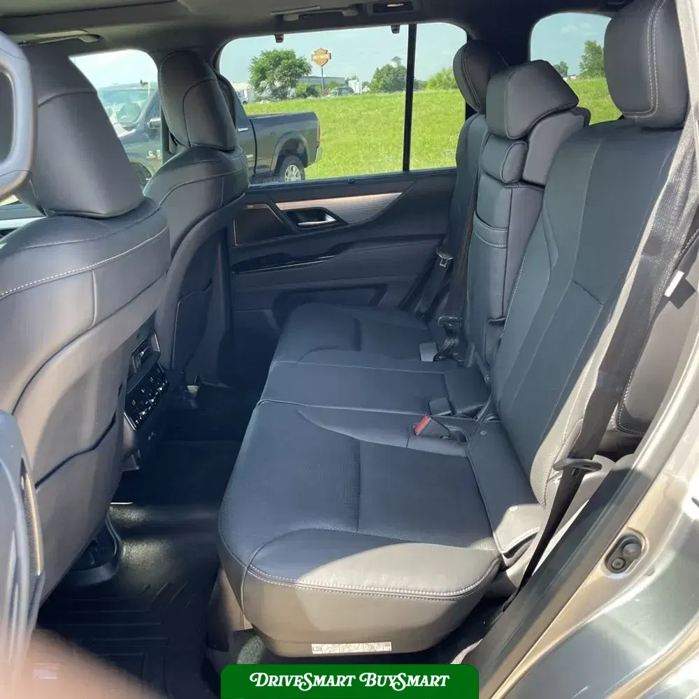 2024 Lexus LX 600 F SPORT Handling