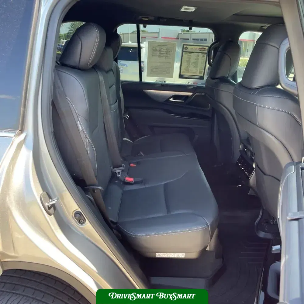 2024 Lexus LX 600 F SPORT Handling