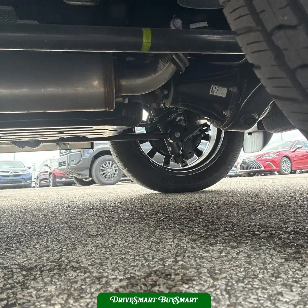 2024 Lexus LX 600 F SPORT Handling