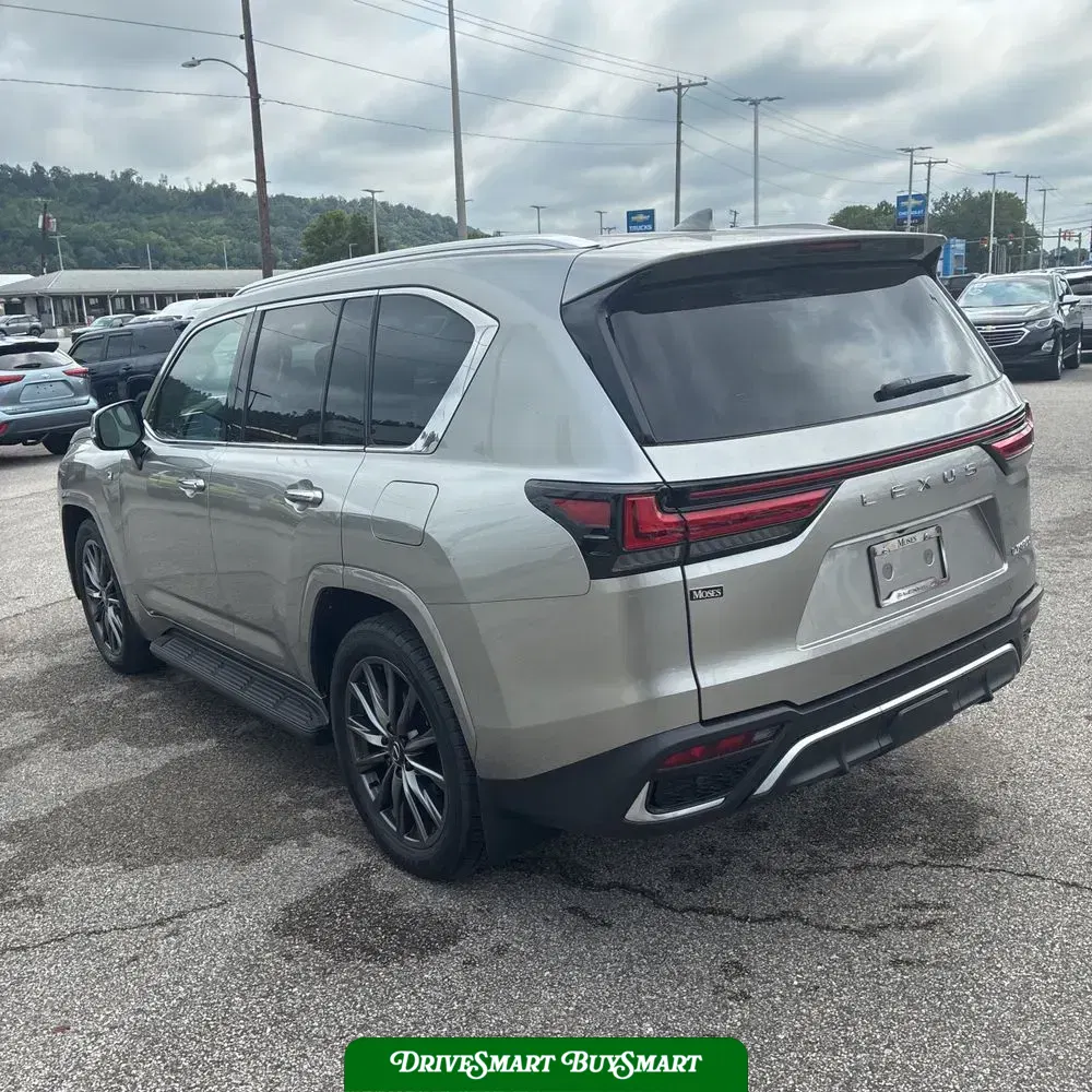 2024 Lexus LX 600 F SPORT Handling