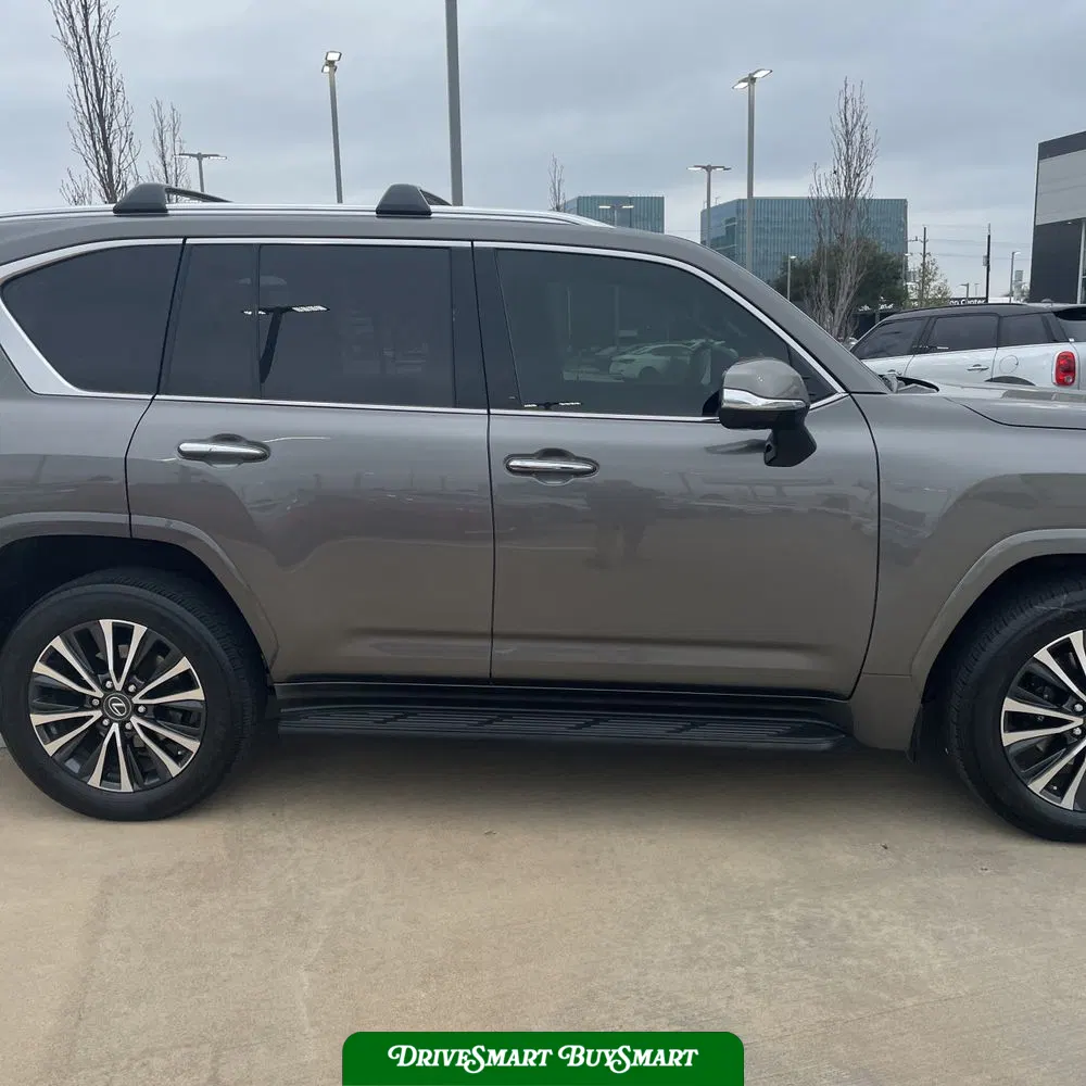 2022 Lexus LX 600 Base