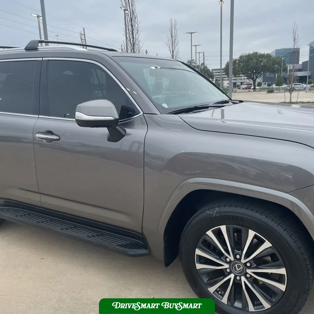 2022 Lexus LX 600 Base