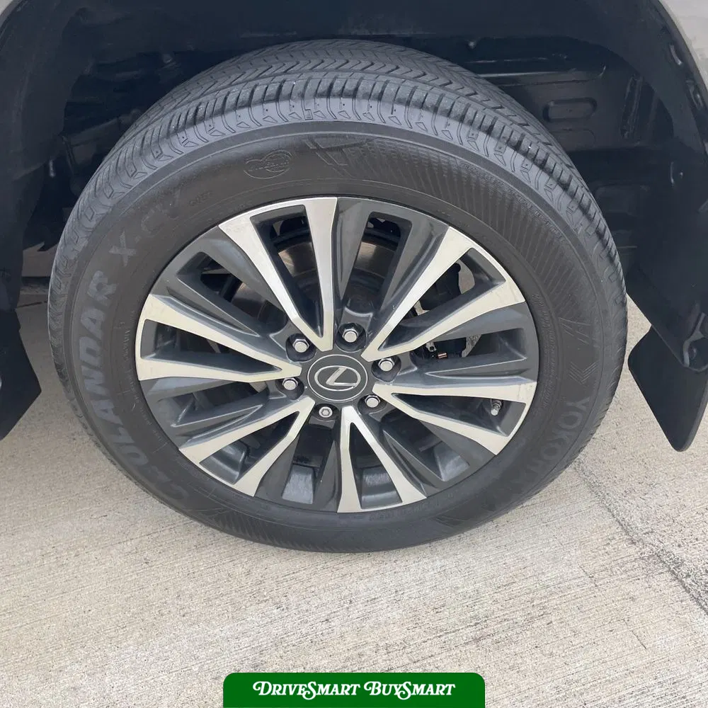 2022 Lexus LX 600 Base
