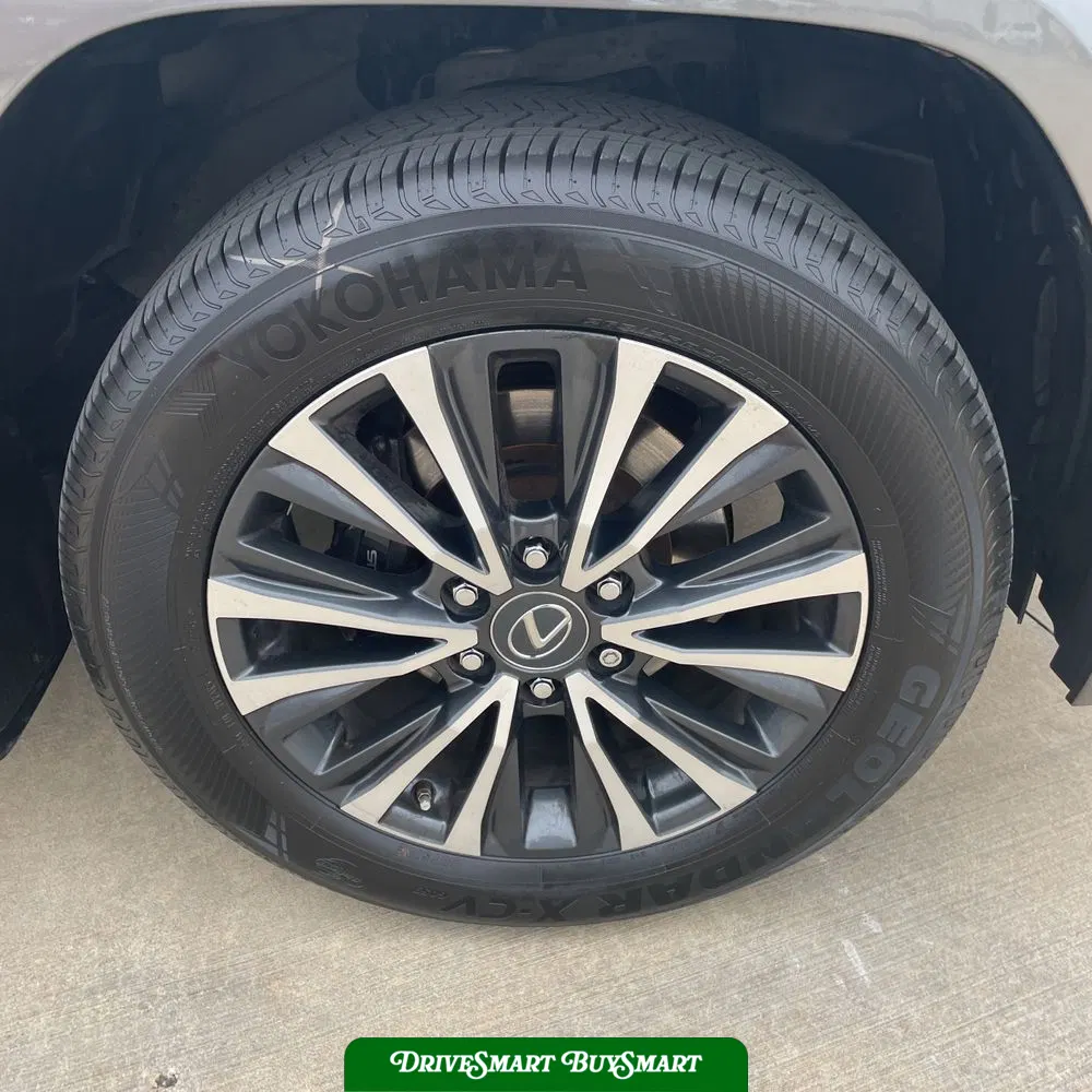 2022 Lexus LX 600 Base
