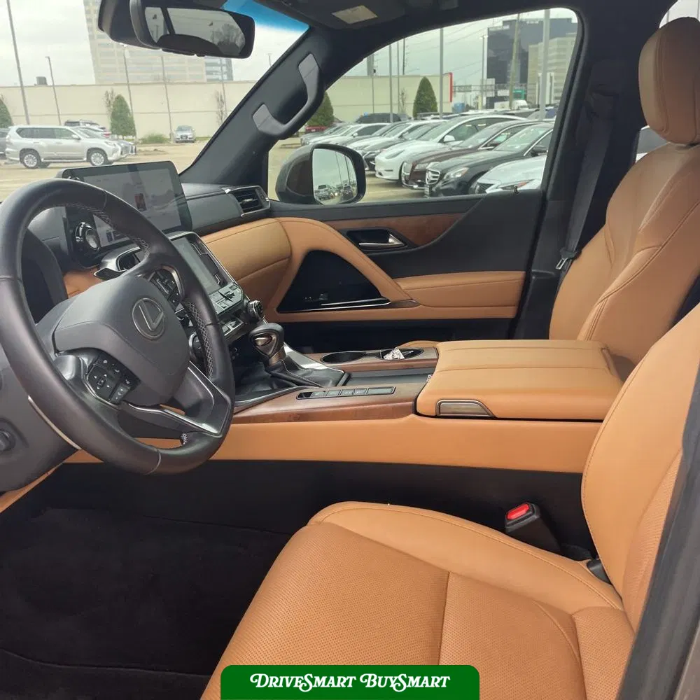 2022 Lexus LX 600 Base