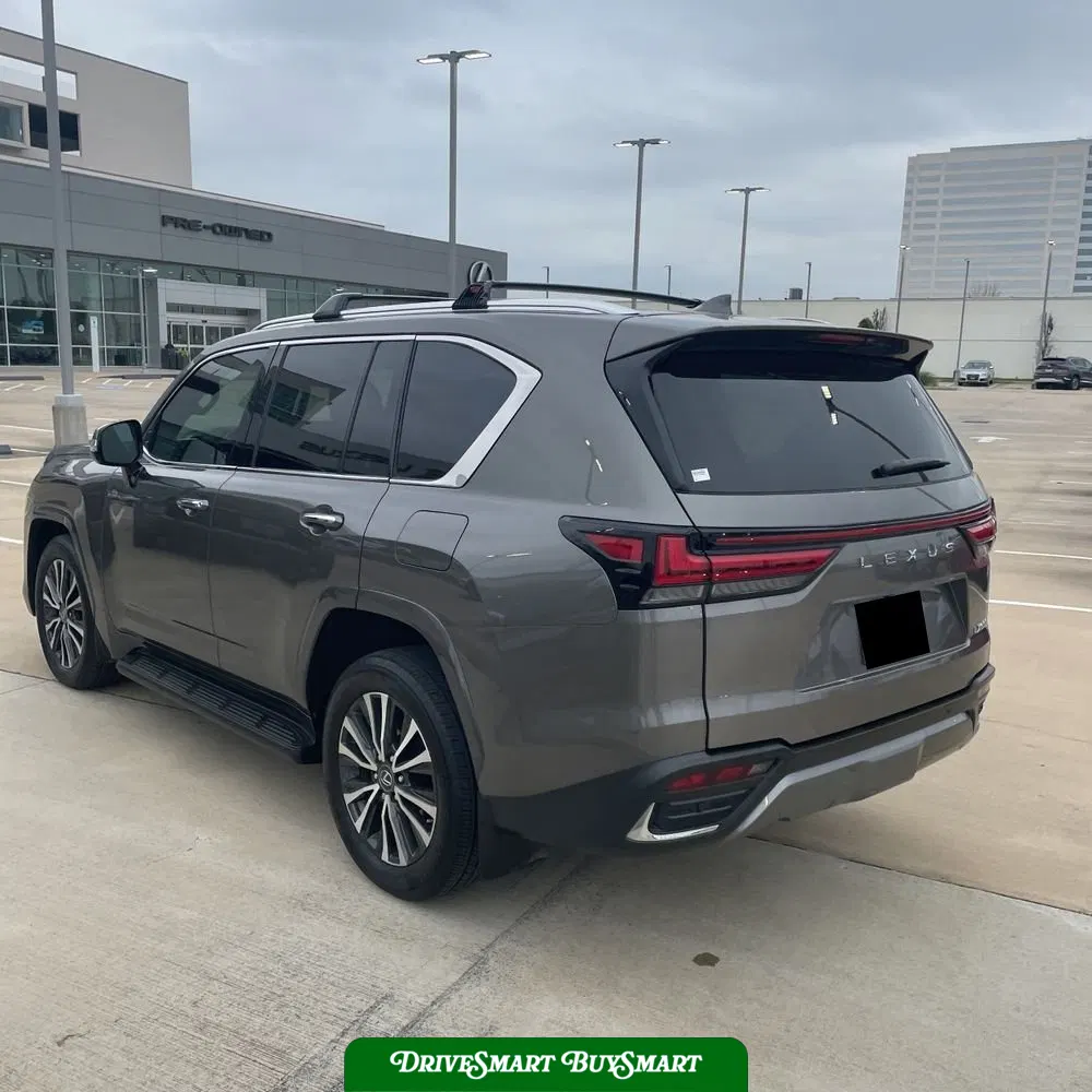 2022 Lexus LX 600 Base