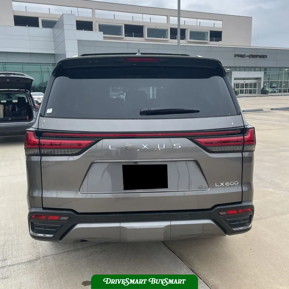 2022 Lexus LX 600 Base