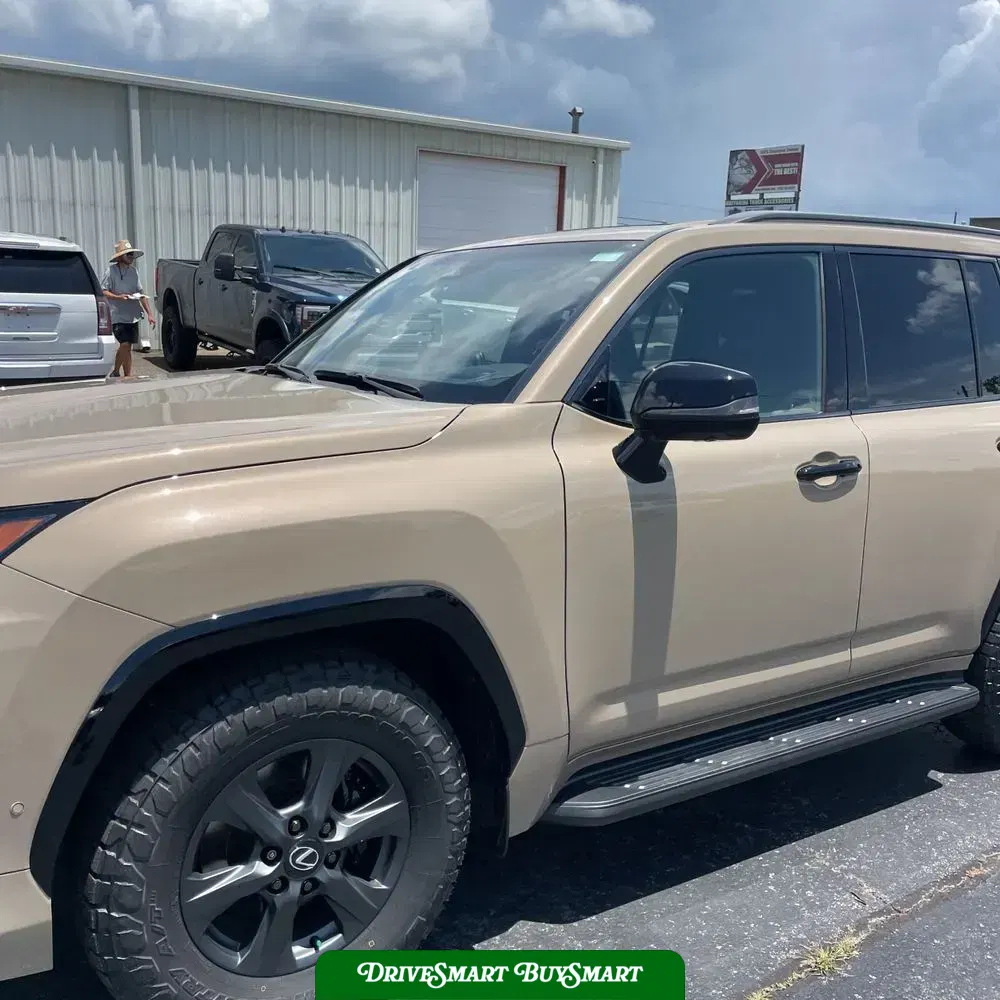2025 Lexus LX 700h Overtrail