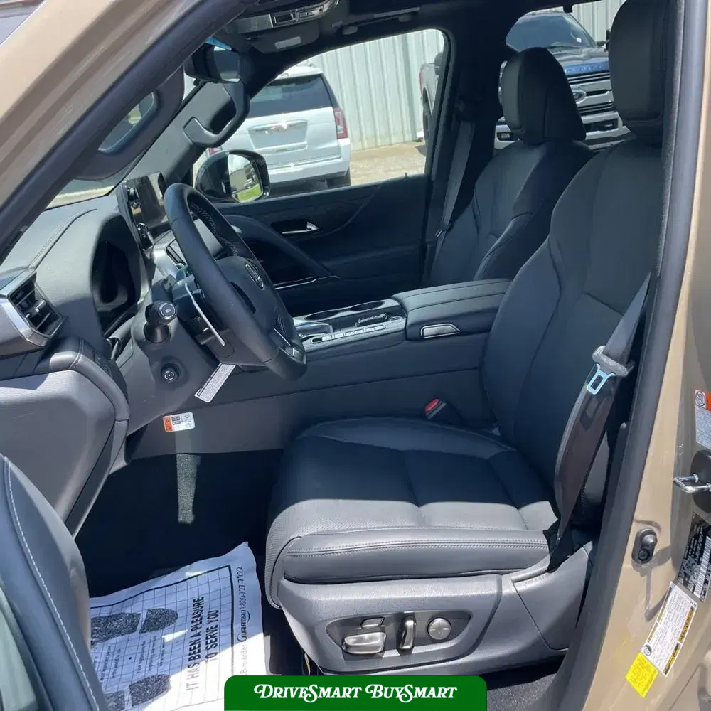 2025 Lexus LX 700h Overtrail