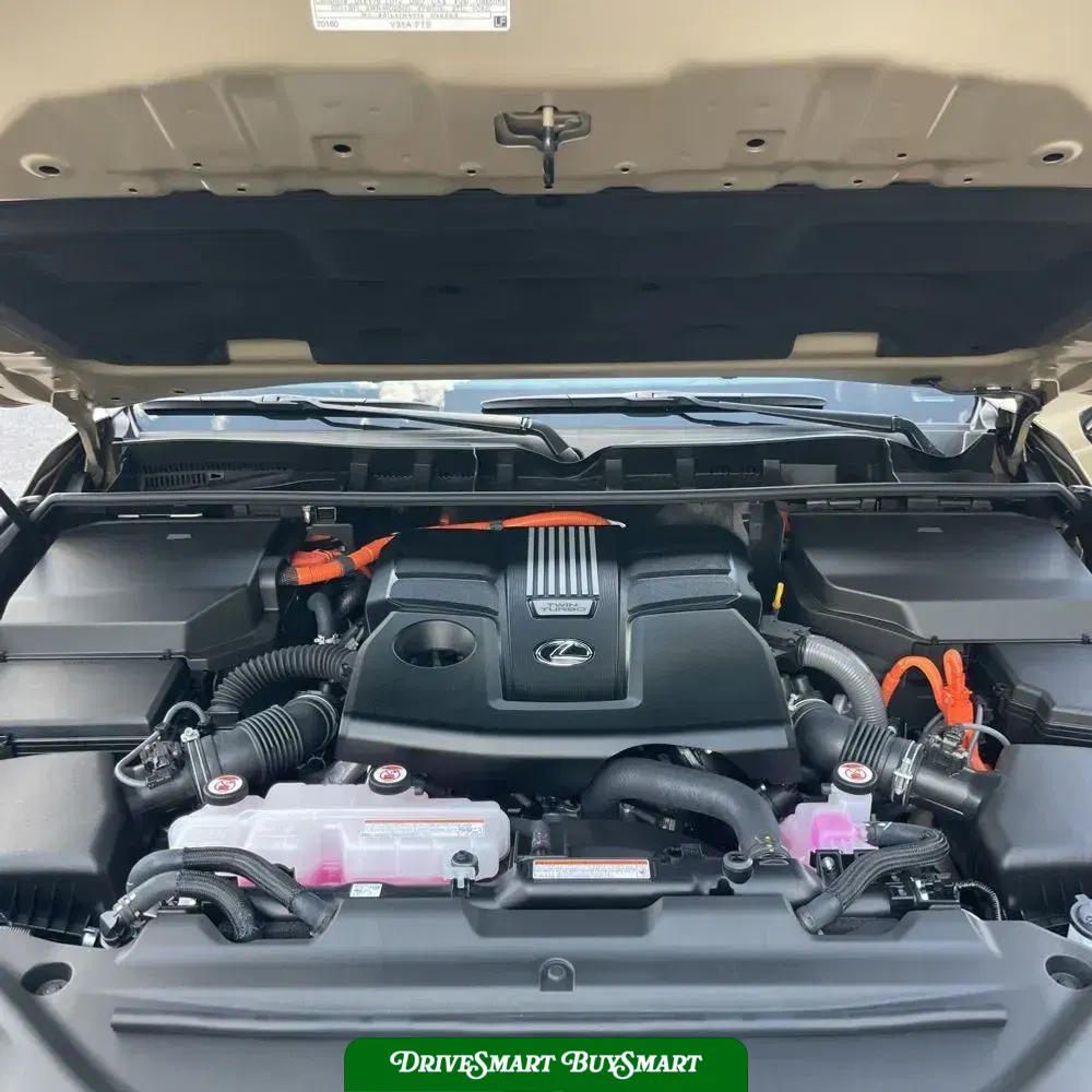2025 Lexus LX 700h Overtrail