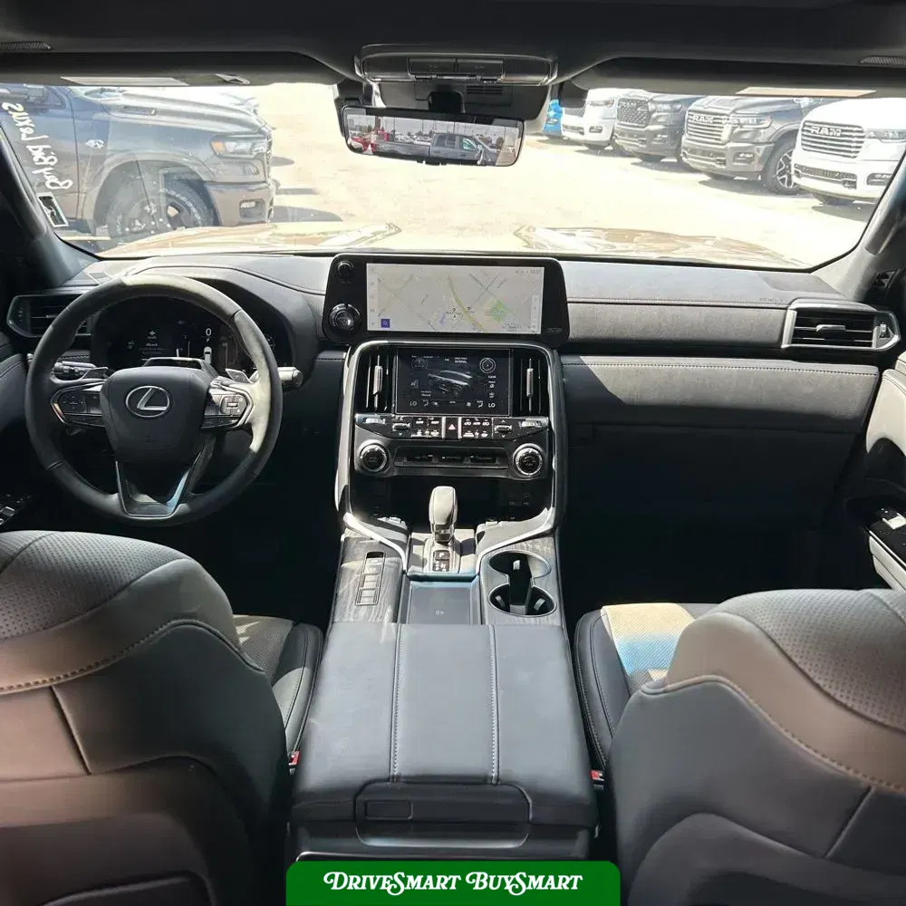 2025 Lexus LX 700h Overtrail