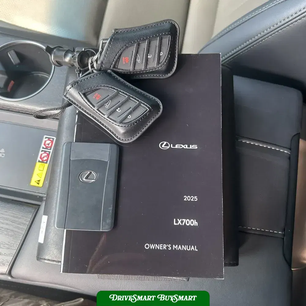 2025 Lexus LX 700h Overtrail
