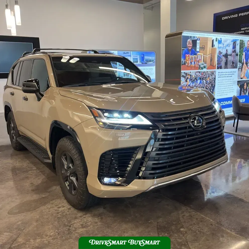 2025 Lexus LX 700h Overtrail