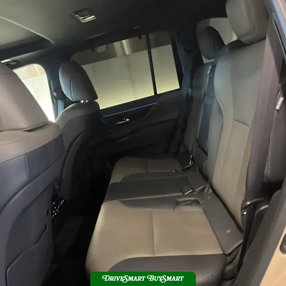 2025 Lexus LX 700h Overtrail