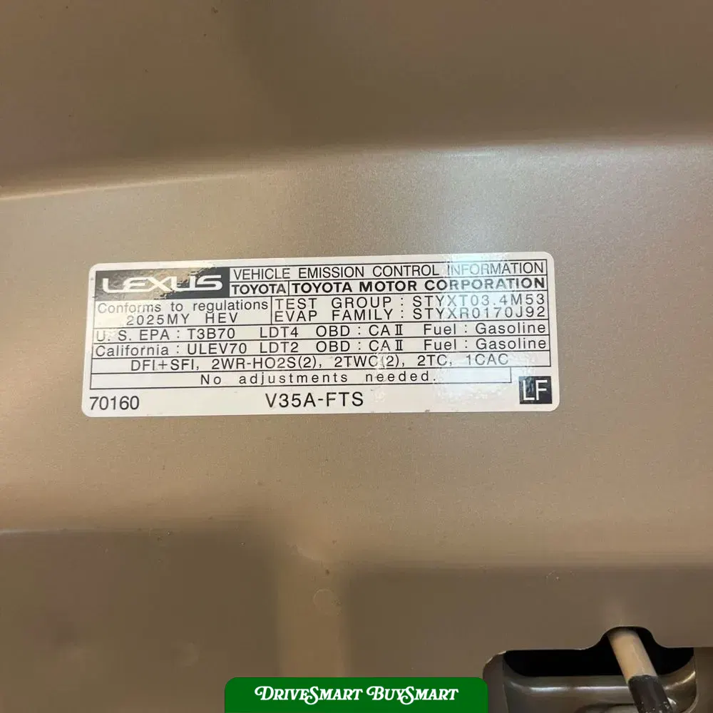 2025 Lexus LX 700h Overtrail