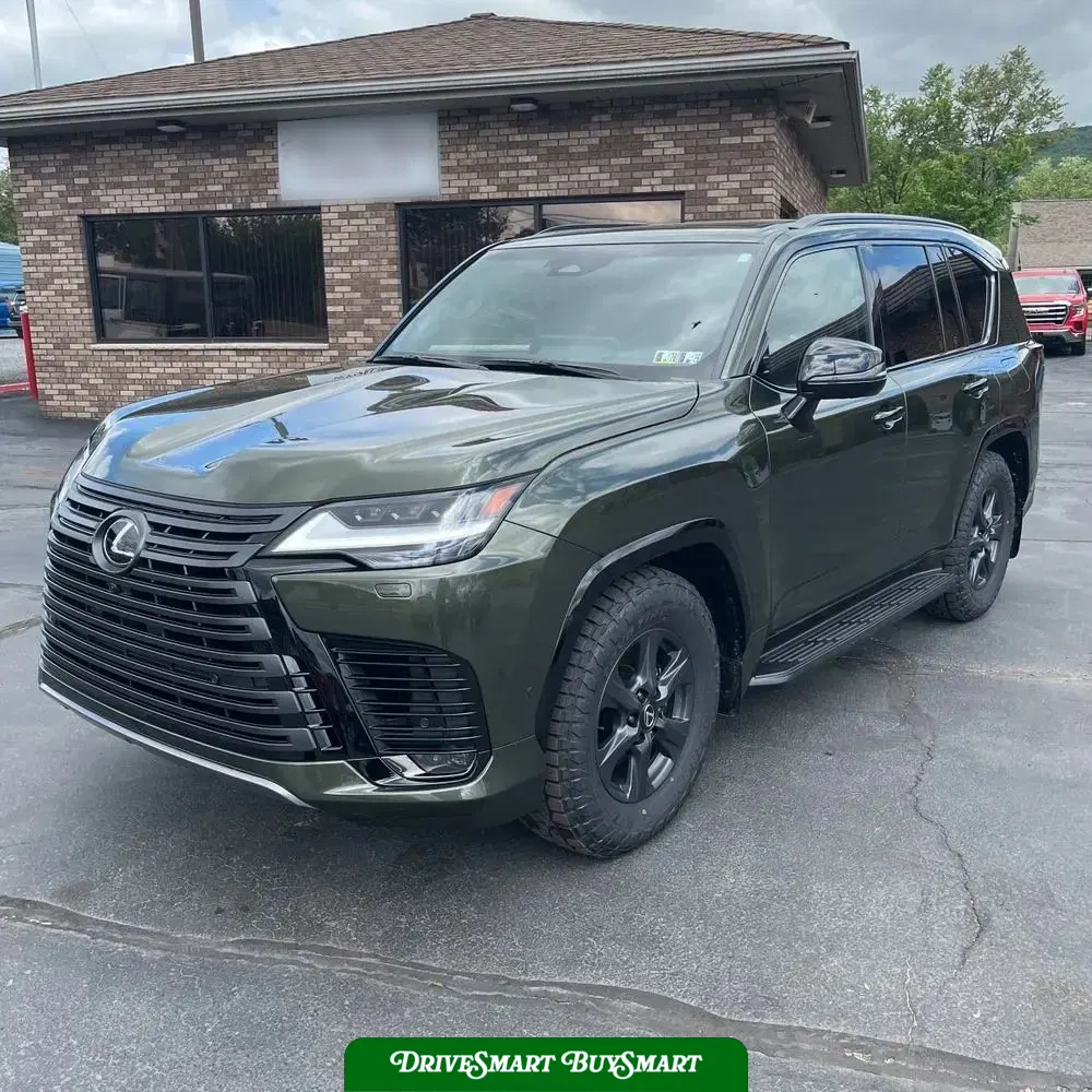 2025 Lexus LX 700h Overtrail