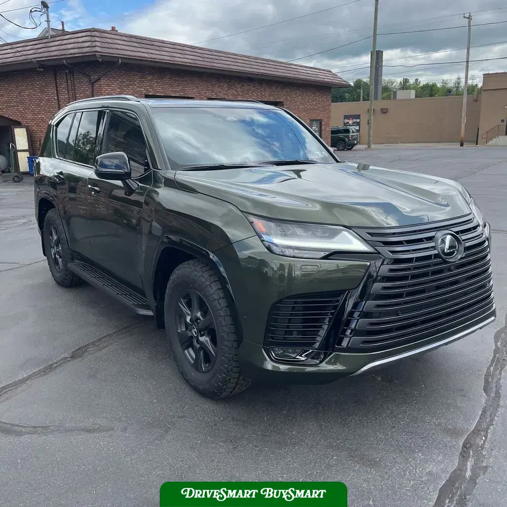 2025 Lexus LX 700h Overtrail
