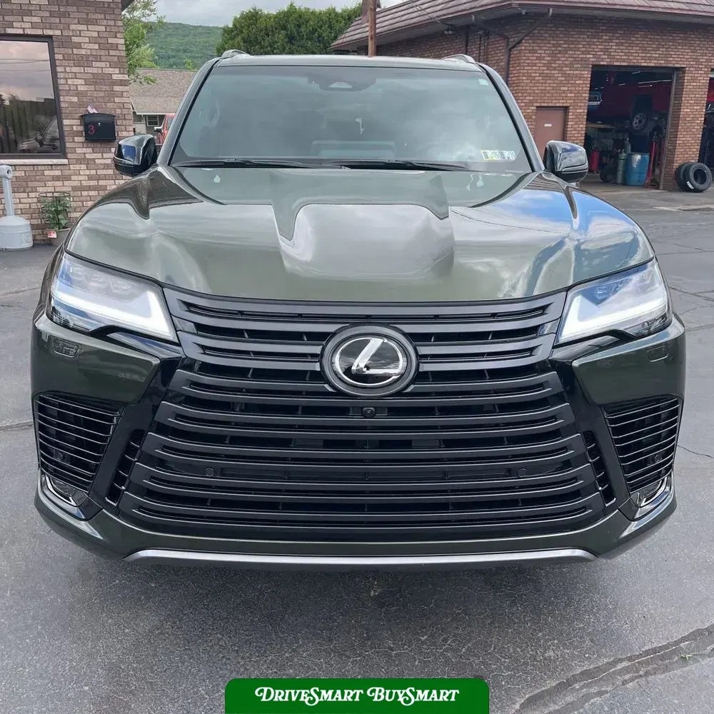 2025 Lexus LX 700h Overtrail