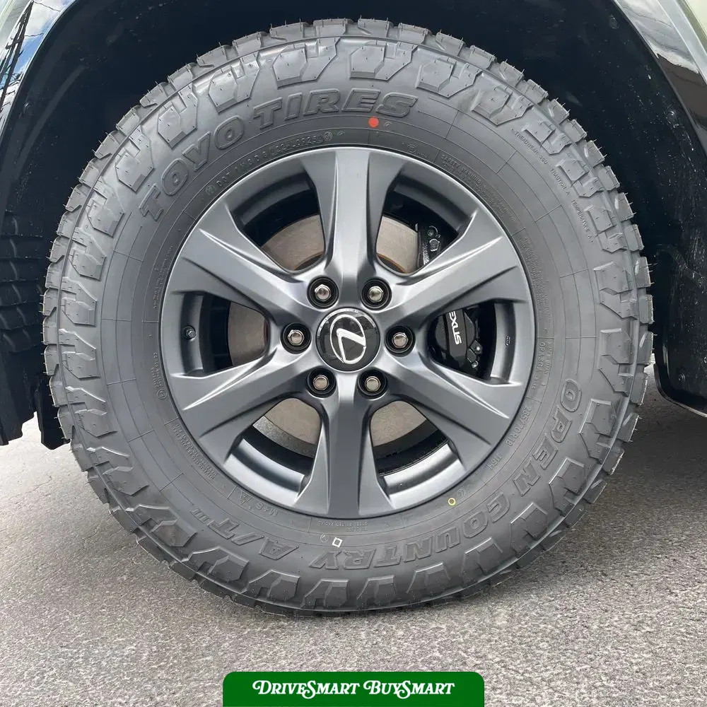 2025 Lexus LX 700h Overtrail