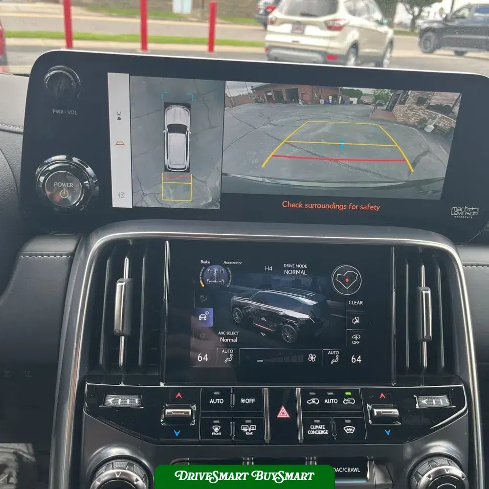 2025 Lexus LX 700h Overtrail