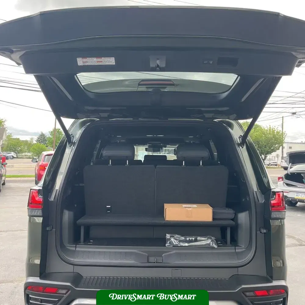 2025 Lexus LX 700h Overtrail