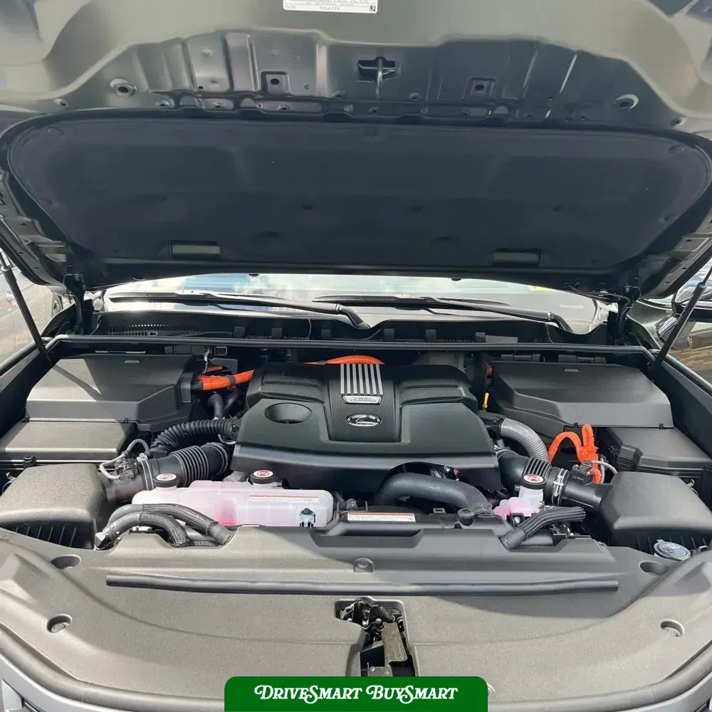 2025 Lexus LX 700h Overtrail