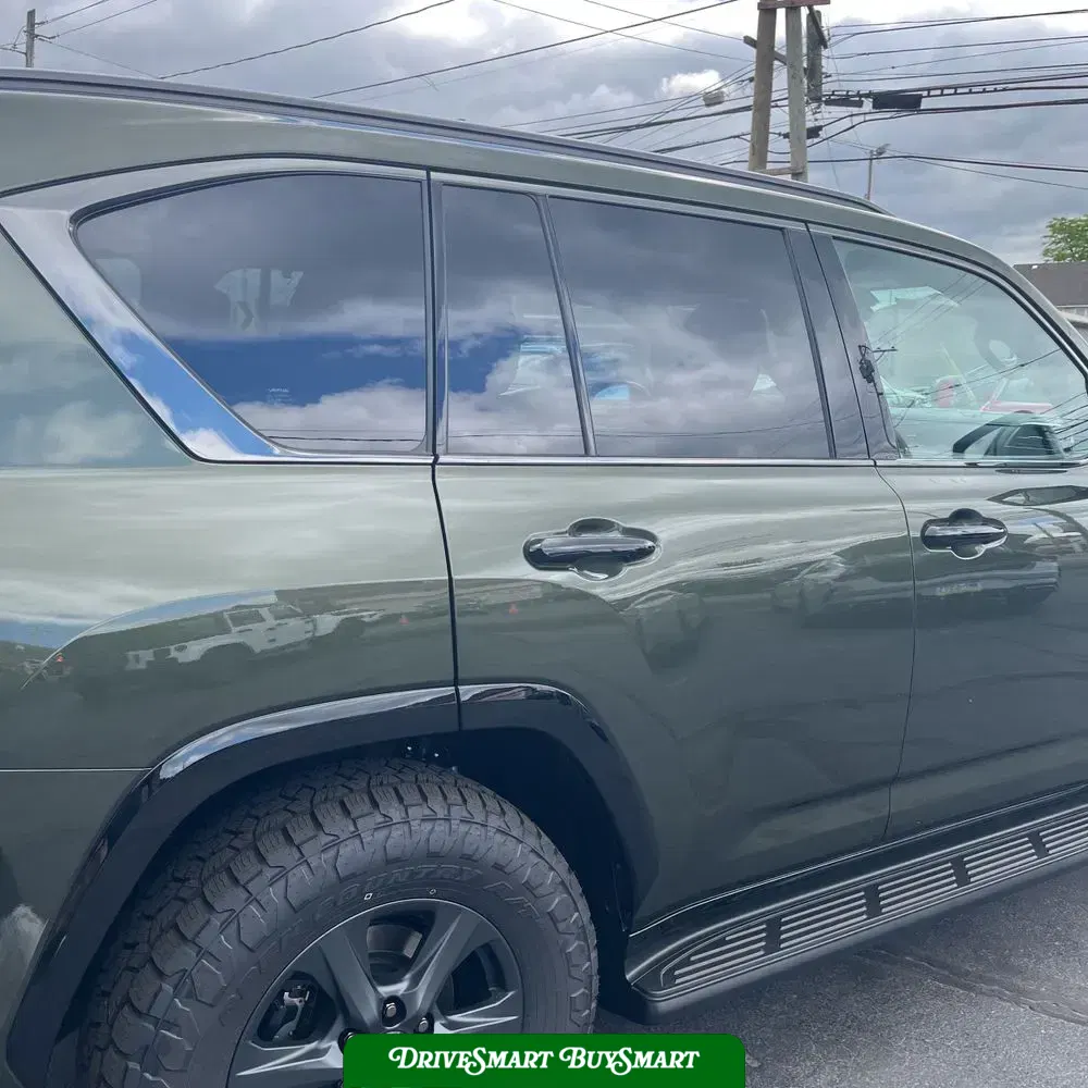 2025 Lexus LX 700h Overtrail
