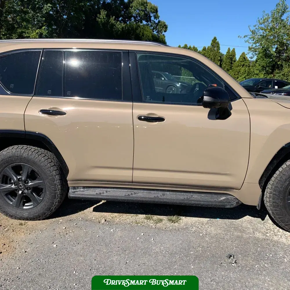 2025 Lexus LX 700h Overtrail