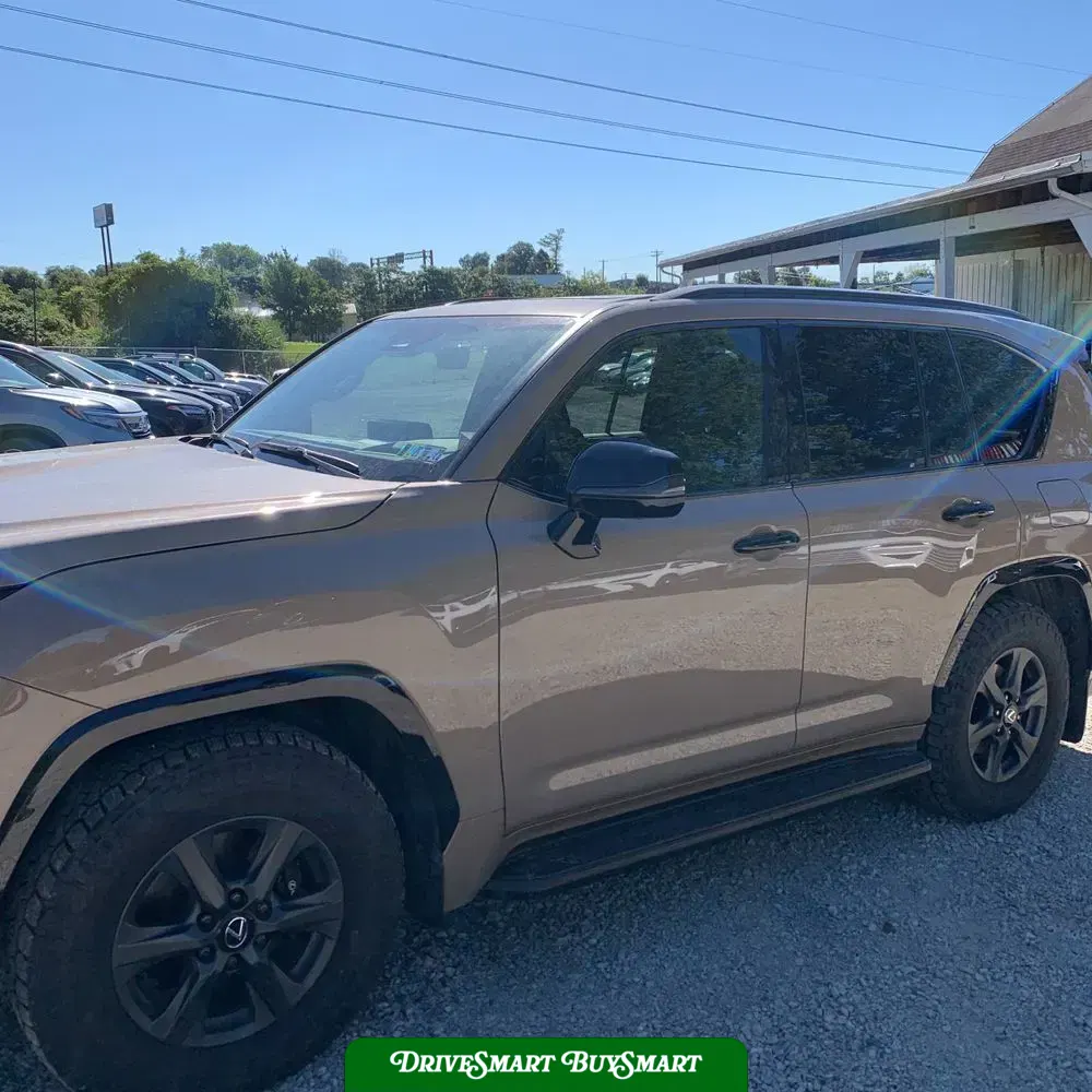 2025 Lexus LX 700h Overtrail