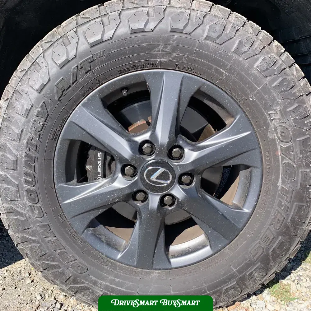 2025 Lexus LX 700h Overtrail
