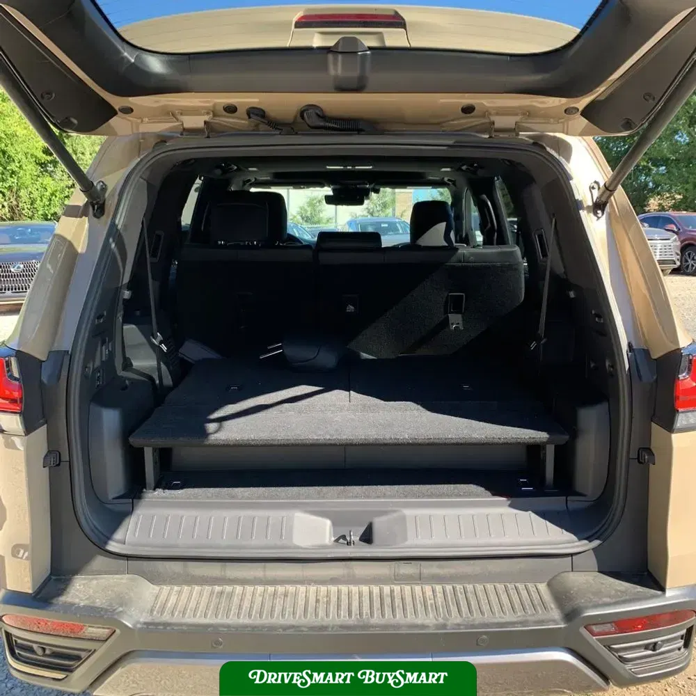 2025 Lexus LX 700h Overtrail