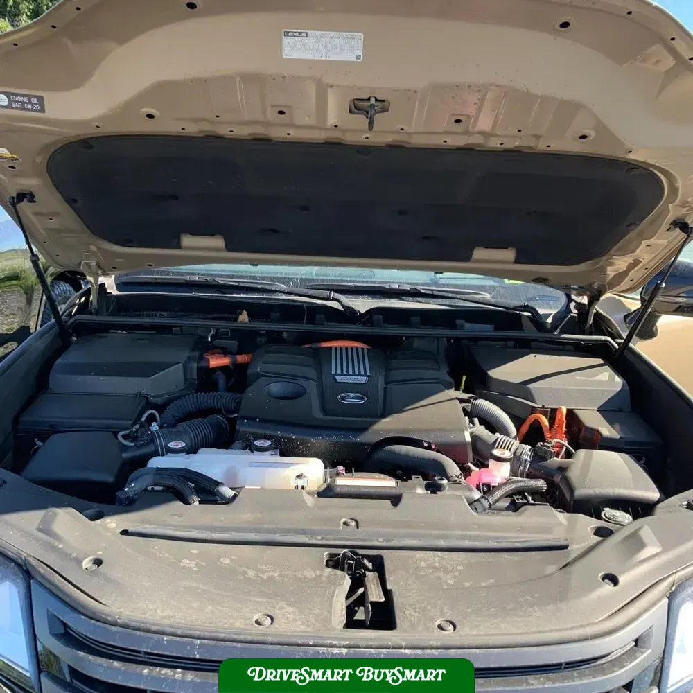 2025 Lexus LX 700h Overtrail