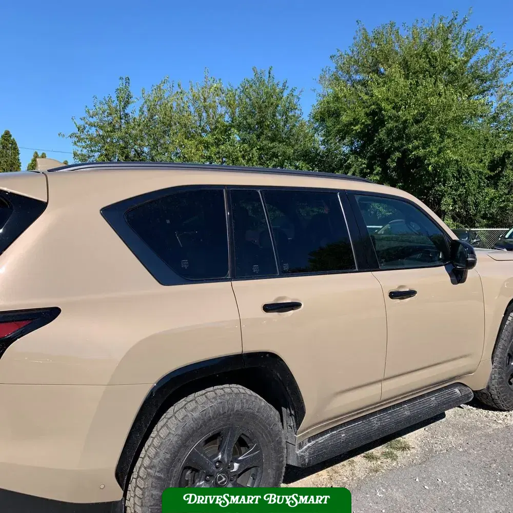 2025 Lexus LX 700h Overtrail