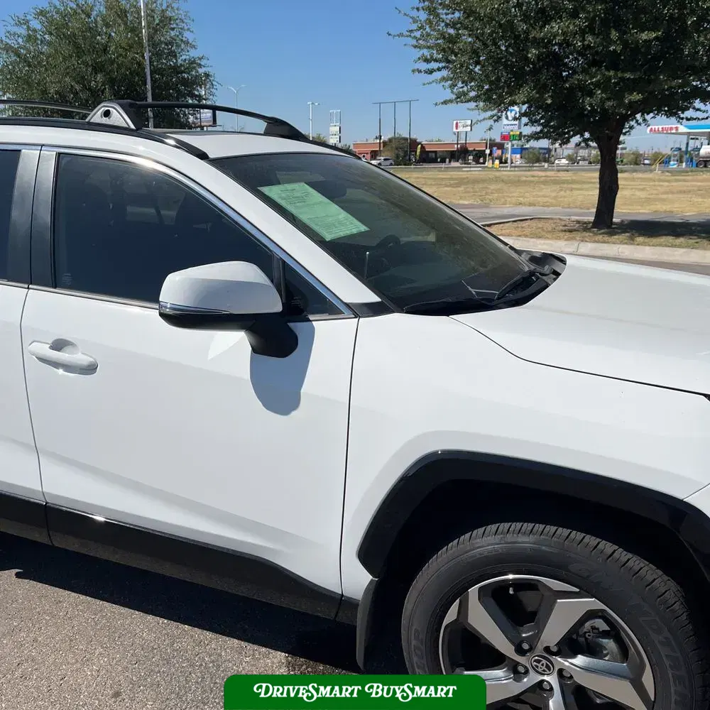 2025 Toyota RAV4 Plug-in Hybrid SE