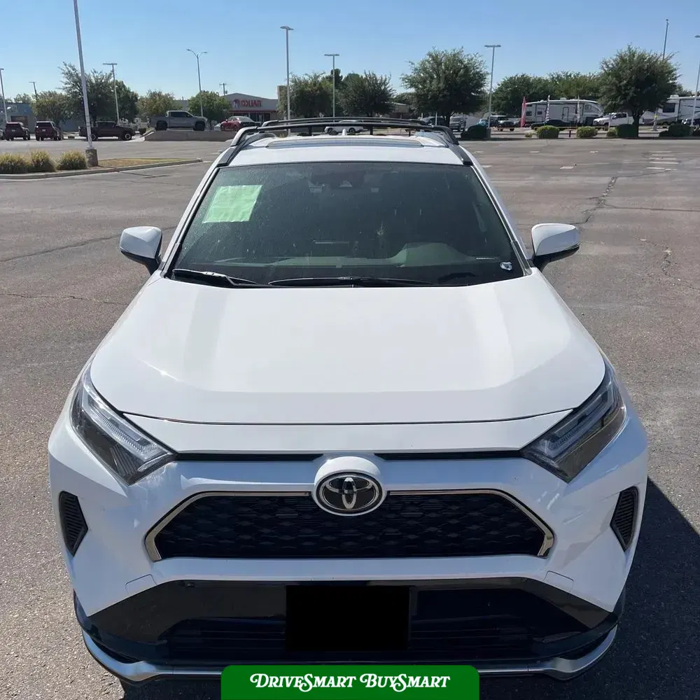 2025 Toyota RAV4 Plug-in Hybrid SE