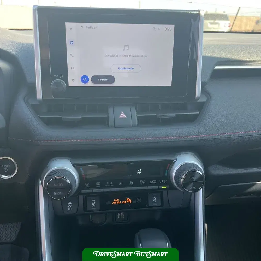 2025 Toyota RAV4 Plug-in Hybrid SE