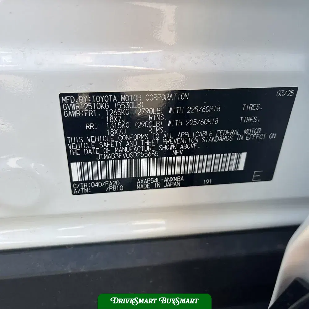 2025 Toyota RAV4 Plug-in Hybrid SE