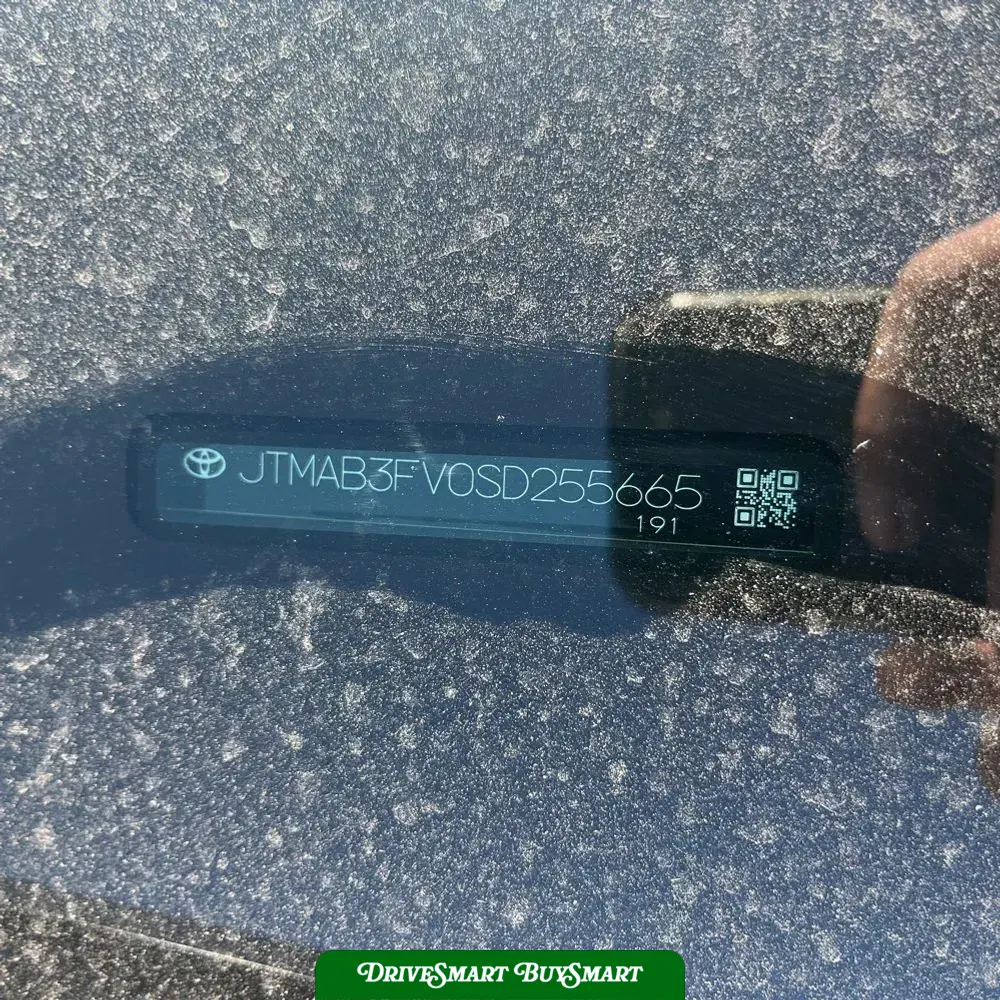 2025 Toyota RAV4 Plug-in Hybrid SE