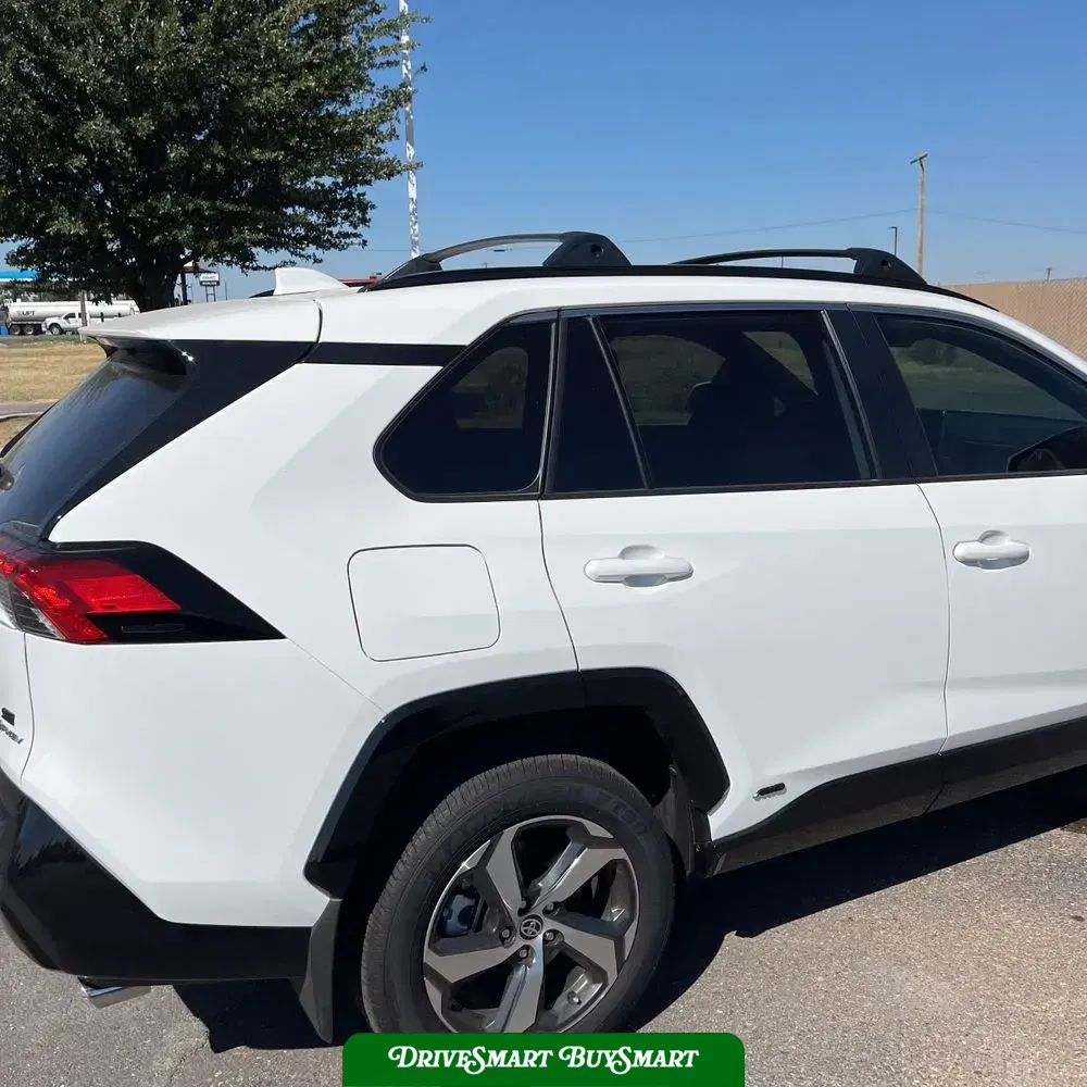 2025 Toyota RAV4 Plug-in Hybrid SE