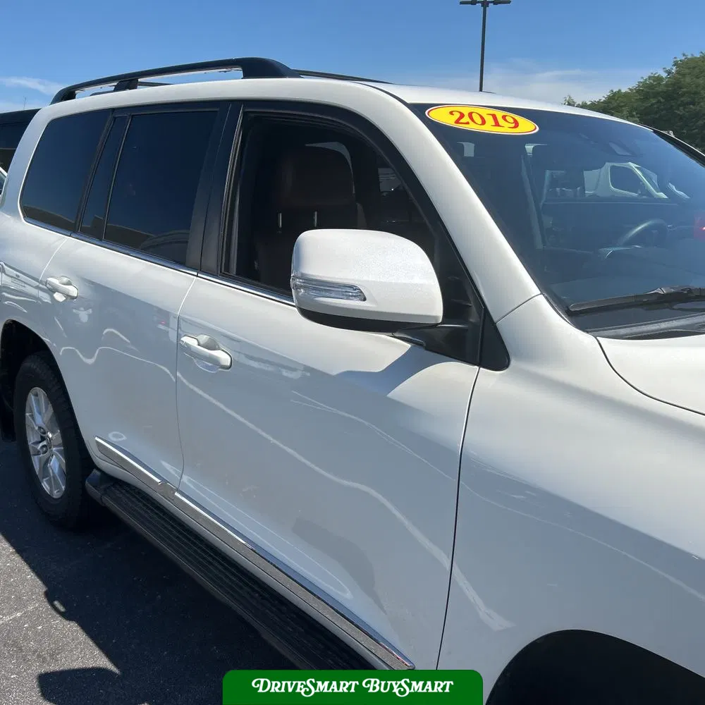 2019 Toyota Land Cruiser Base